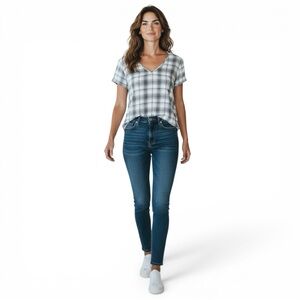 Cloth & Stone Plaid V-Neck Tee Top Gray Short Sleeve Size XS
Anthropologie